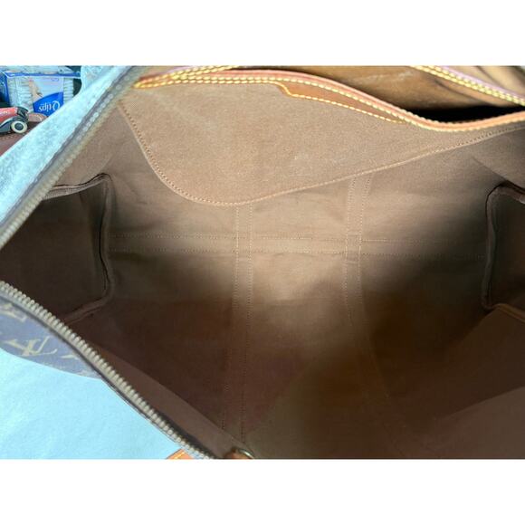 Louis Vuitton Sac Souple 45 Monogram Duffel Bag w/ COA – Authentic – MSRP $2200 - Picture 12 of 16